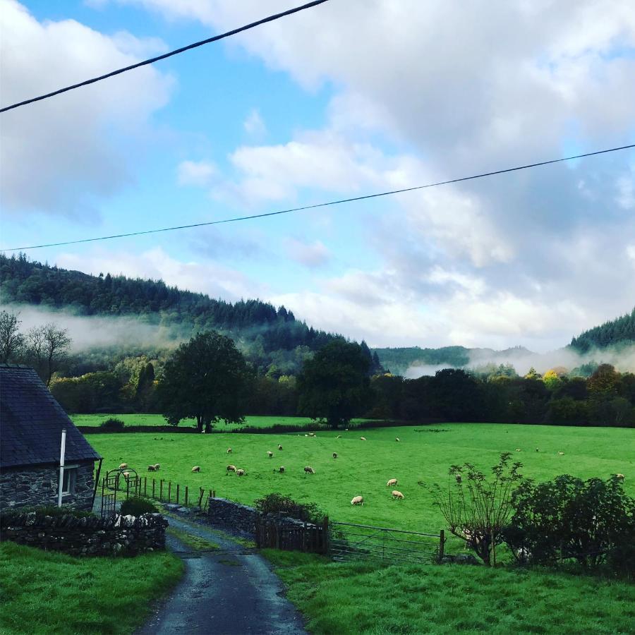 Villa Tyddyn Bach Bunkhouse Betws-y-Coed Esterno foto